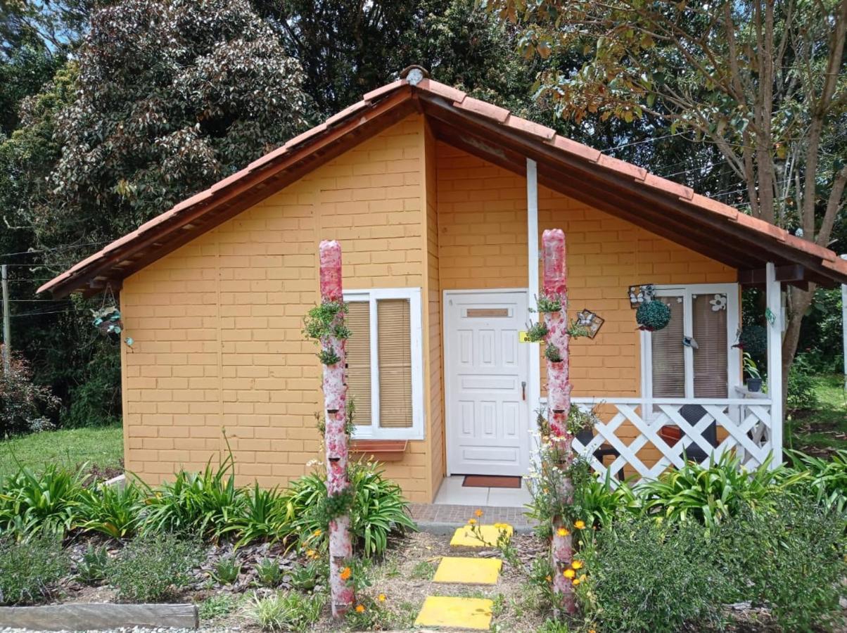 Hospedaje Santaelena -Chalets De Montana- Santa Elena  Eksteriør bilde